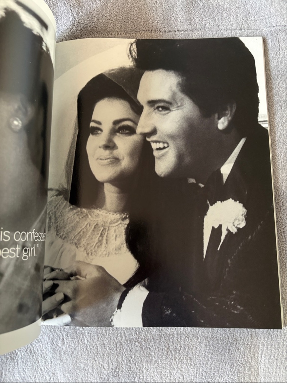 ELVIS Then & Now 25th Anniversary Collector's Edition - Picture 8 of 8